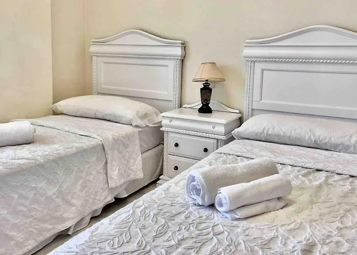 Marina Banus In Puerto Banus 2 Bedrooms Pool Parking