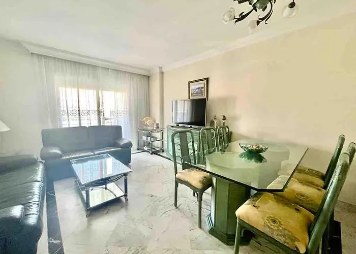 Marina Banus In Puerto Banus 2 Bedrooms Pool Parking Apartament