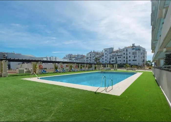 Marina Banus In Puerto Banus 2 Bedrooms Pool Parking Apartment