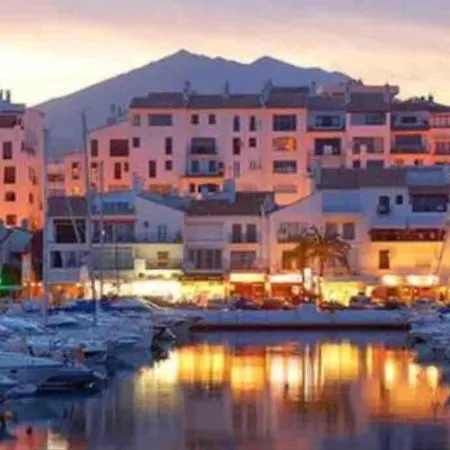 Marina Banus In Puerto Banus 2 Bedrooms Pool Parking *
